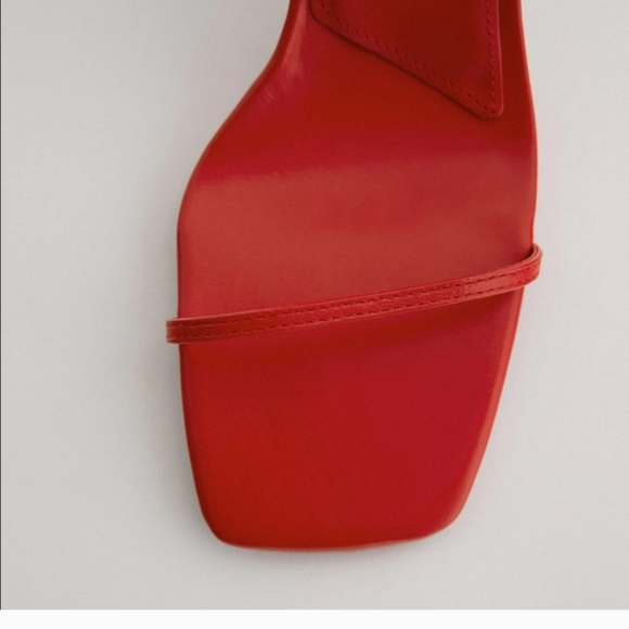 ZARA -ANKLE STRAP SANDAL - Picture 5 of 7